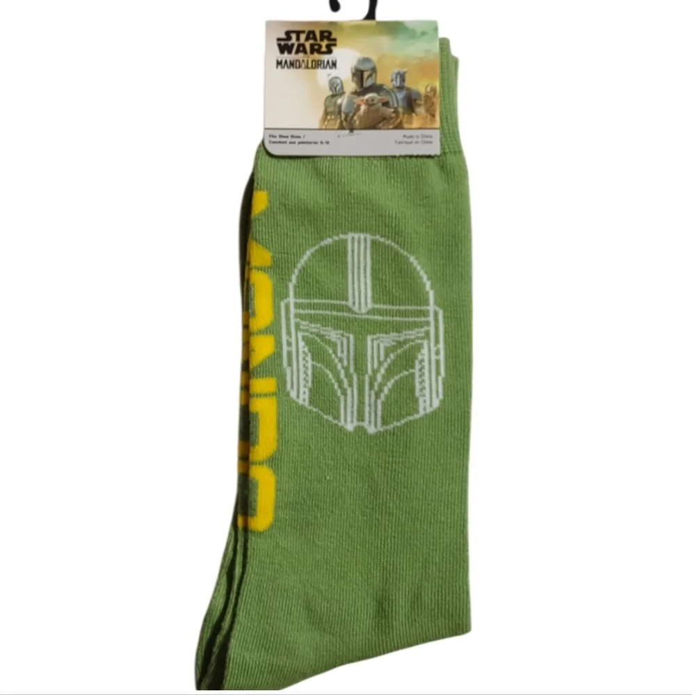 New Star Wars Mandalorian & C-3PO Crew Socks Unisex Giftable 2 Pair